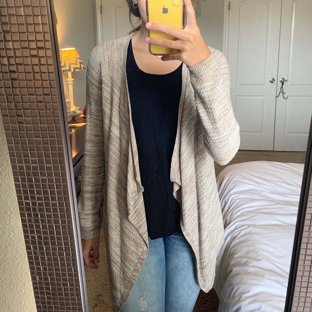 High-low Cardigan.